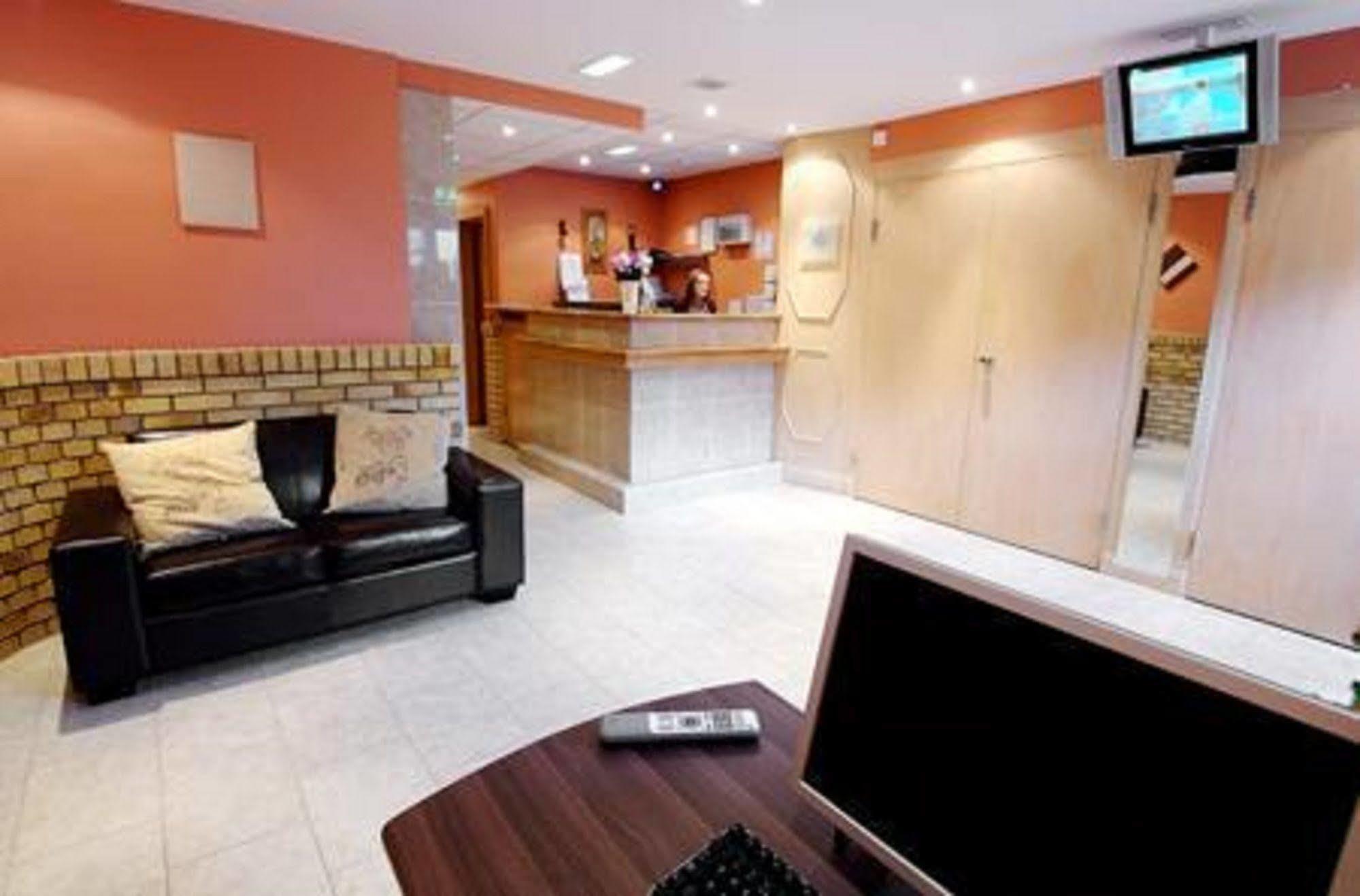 Rosemount Hotel Heathrow Hounslow Inreriör bild