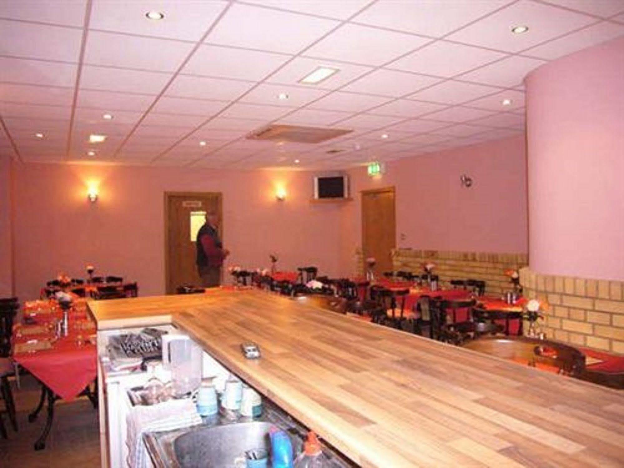 Rosemount Hotel Heathrow Hounslow Exteriör bild